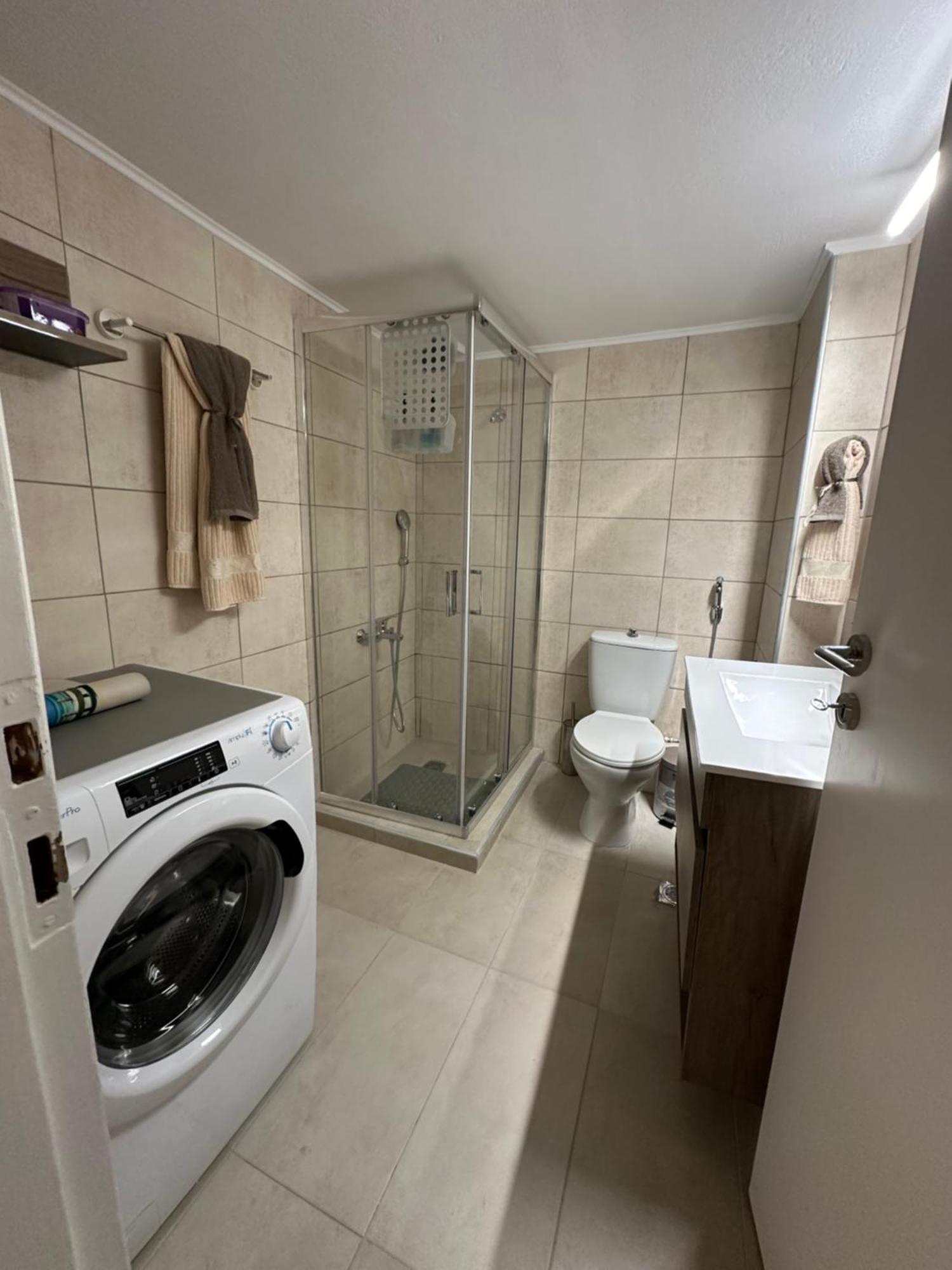 Lux Apartment Next To The Sea 피레아스 외부 사진