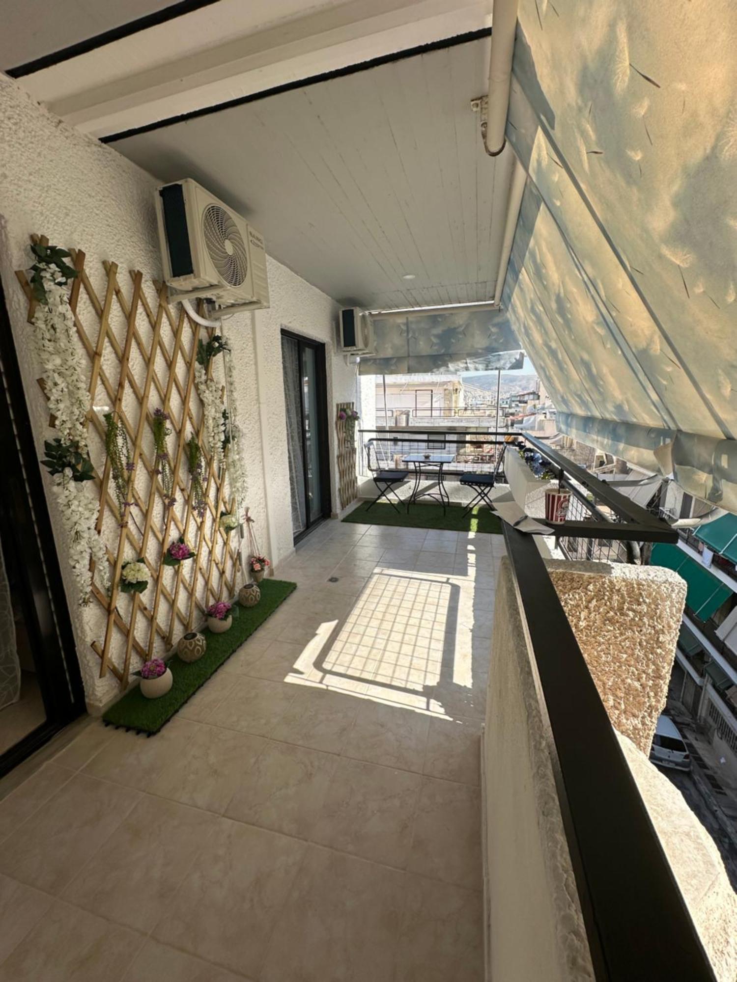 Lux Apartment Next To The Sea 피레아스 외부 사진