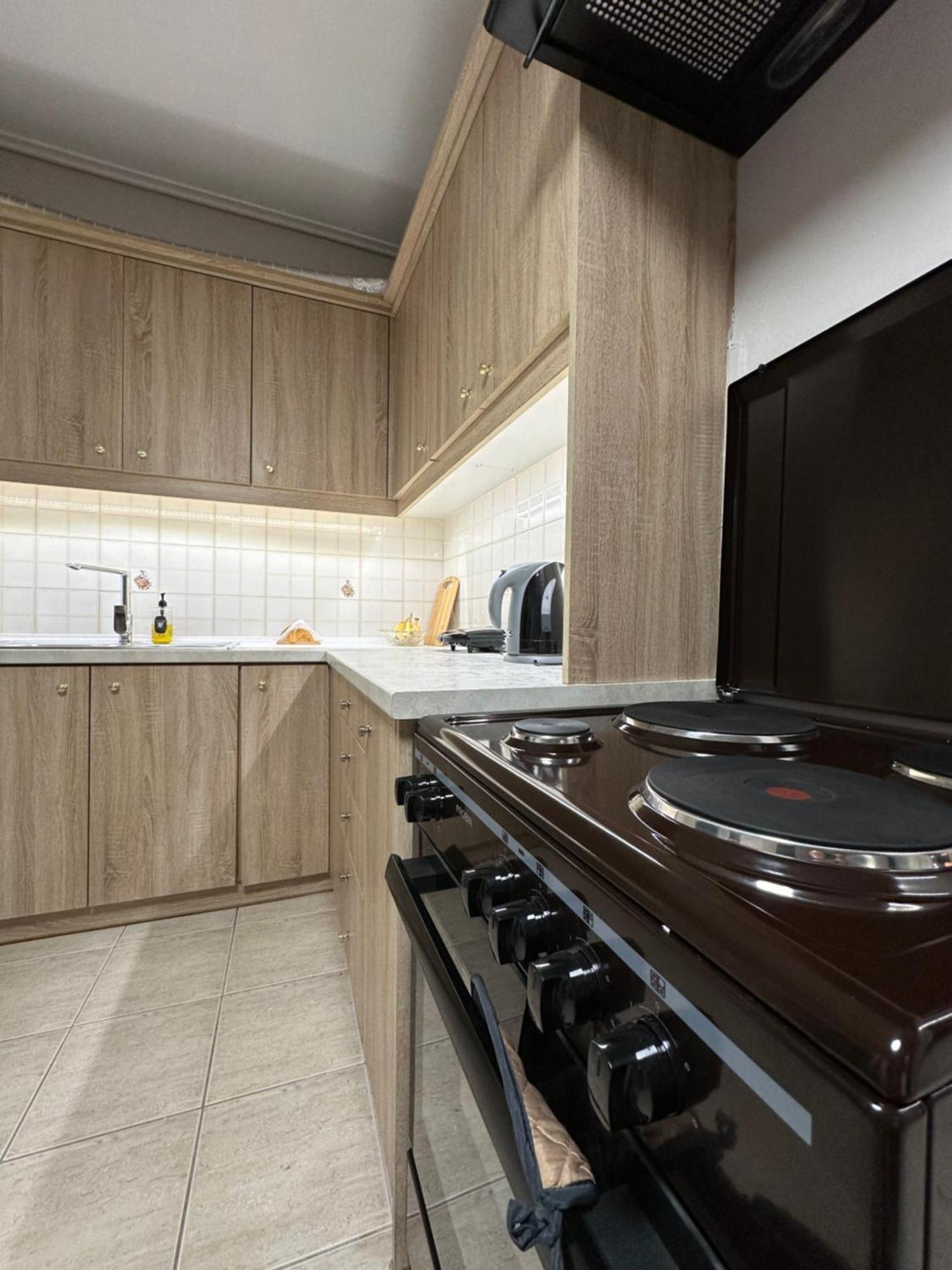 Lux Apartment Next To The Sea 피레아스 외부 사진