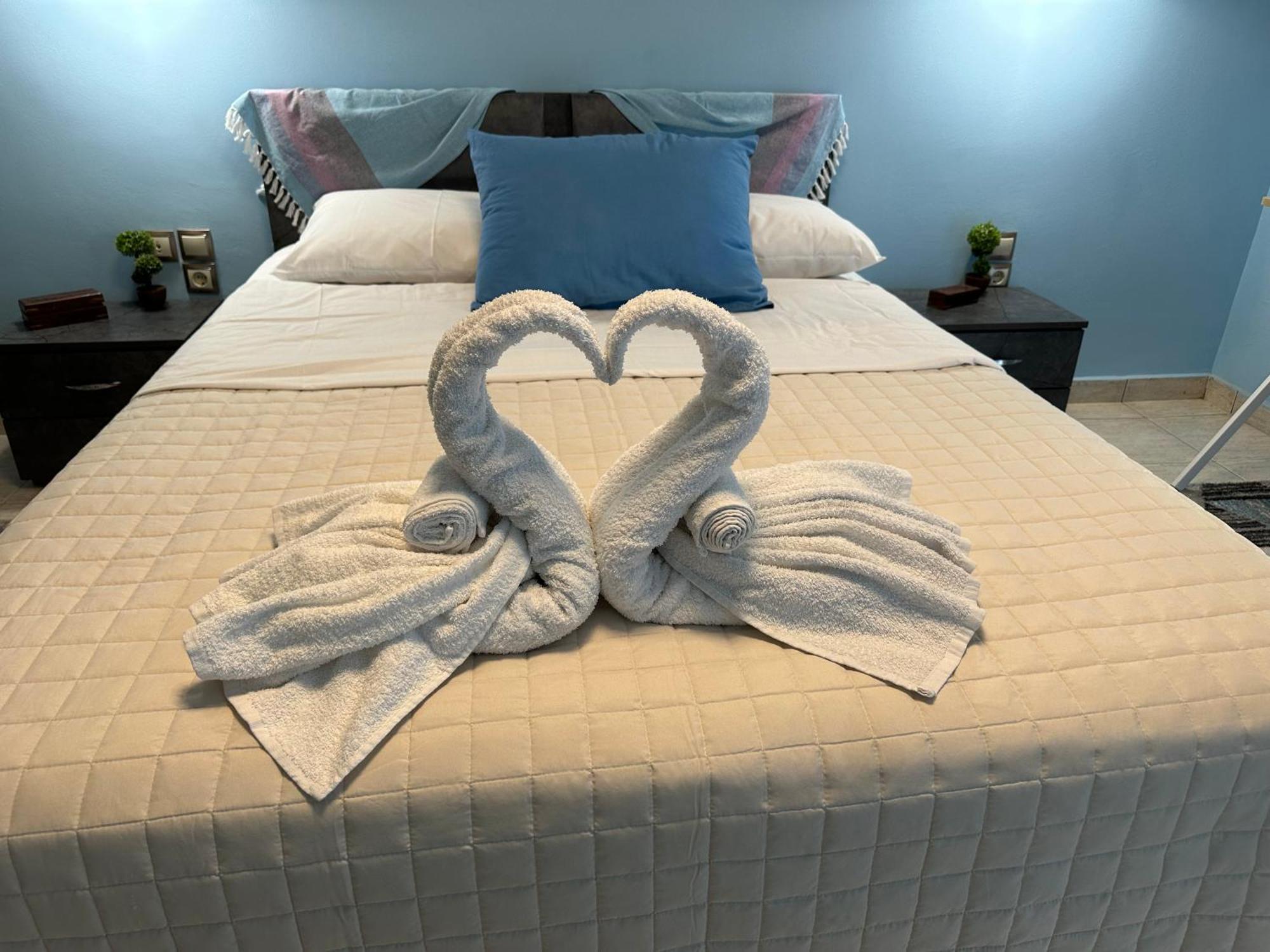 Lux Apartment Next To The Sea 피레아스 외부 사진